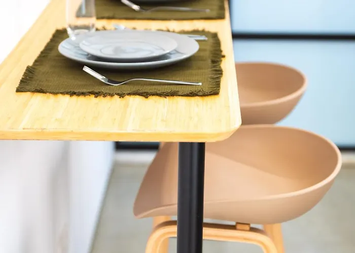 With Lush Yard - Apartment Valletta