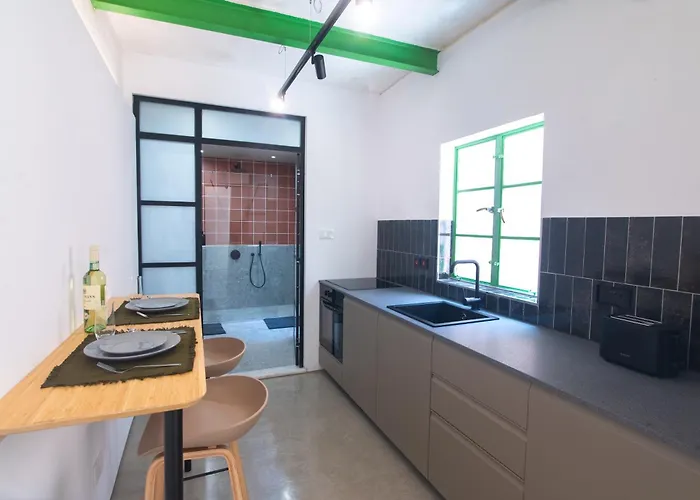 Appartamento With Lush Yard - La Valletta